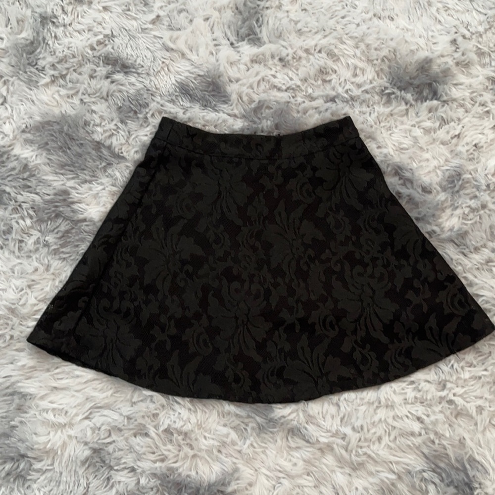 Black floral zip up detail skirt